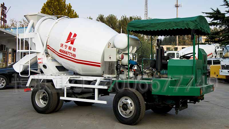 四不像2立方混凝土搅拌车