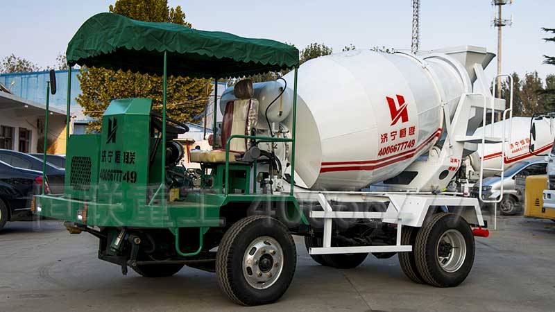 四不像2立方混凝土搅拌车